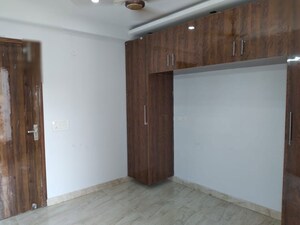Room in 2 BHK Independent House at Sector 14 – for Rent