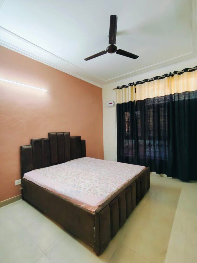 Bedroom, sector 14 2 Bedroom 1526 Sq.Ft. Independent House In Sector 14 Gurgaon 10577989