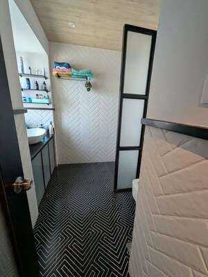Team Area in 2.5 BHK Apartment at DB Woods, Goregaon East – for Rent