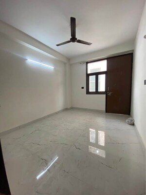 Room in 1 BHK Builder Floor at Chattarpur – for Rent