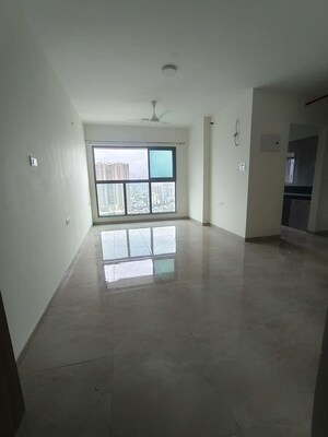 2 BHK Apartment For Rent in Sheth Irene, Malad West