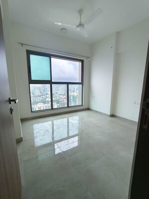 Room in 2 BHK Apartment at Sheth Irene, Malad West – for Rent