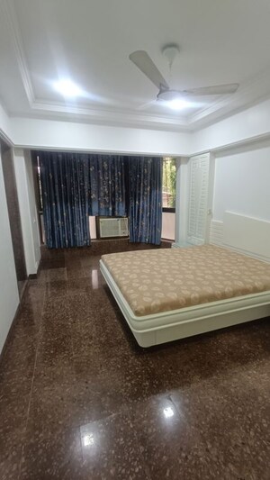 Bedroom in 3 BHK Apartment at Meridian Apartment Andheri, Andheri West – for Rent