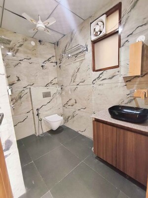 Team Area in 4 BHK Builder Floor at New Gurgaon – for Rent
