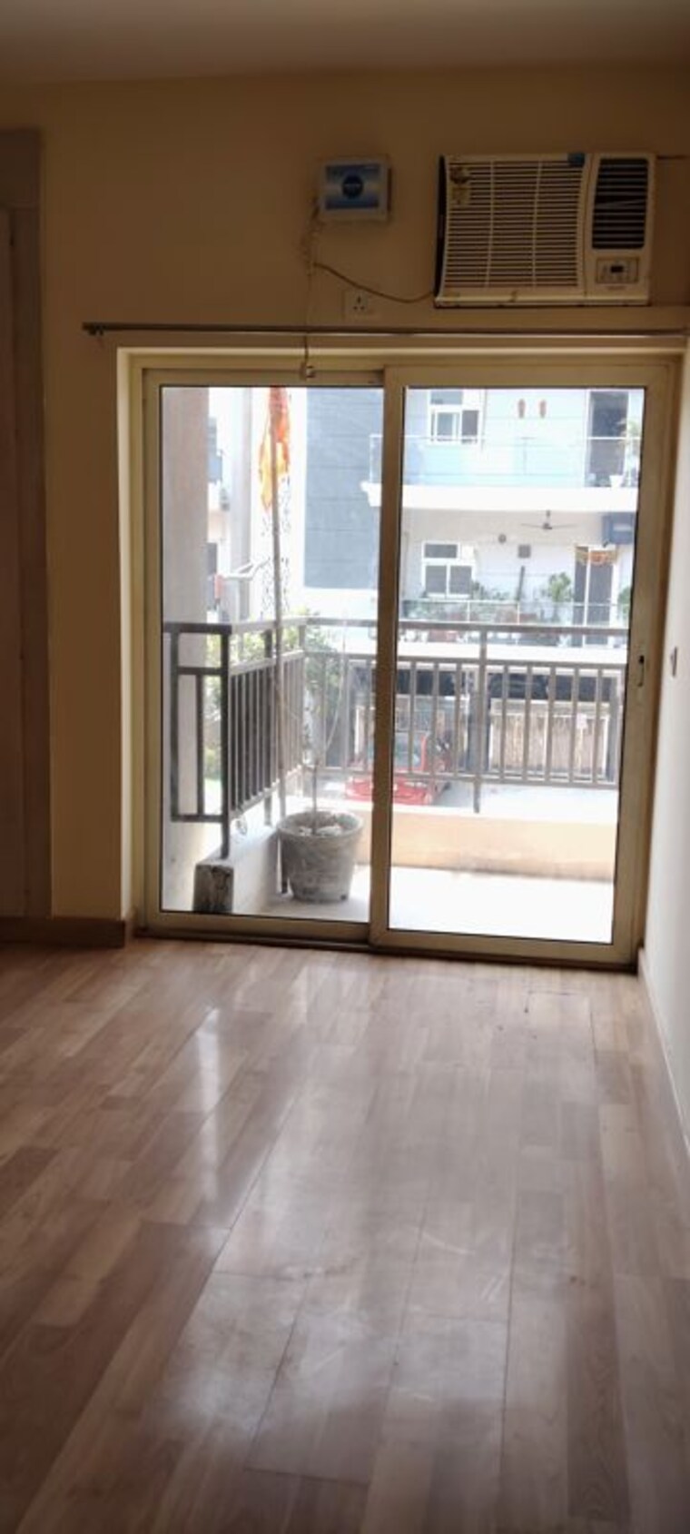 Room, puri-pranayam 3 Bedroom 1857 Sq.Ft. Apartment In Sector 82 Faridabad 10578032