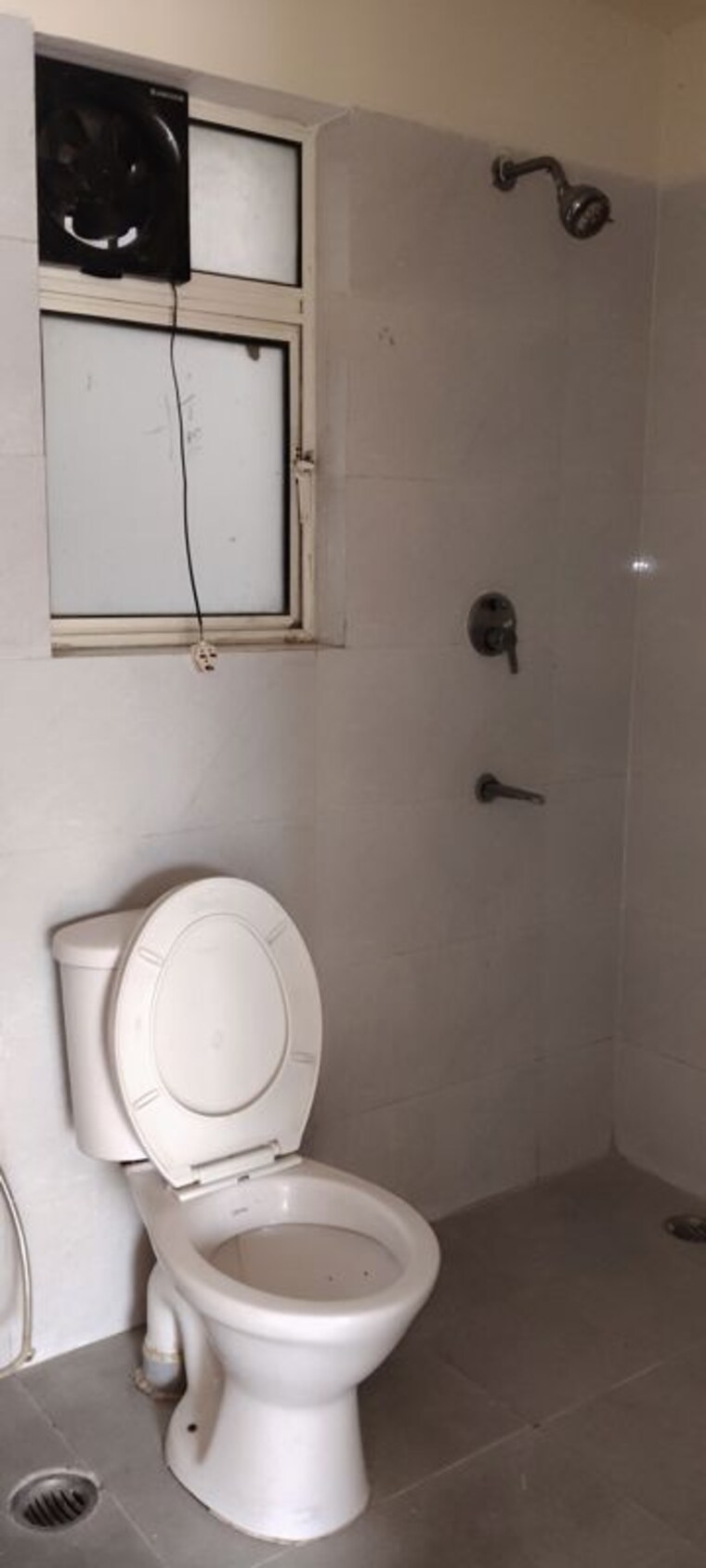 Bathroom, puri-pranayam 3 Bedroom 1857 Sq.Ft. Apartment In Sector 82 Faridabad 10578032