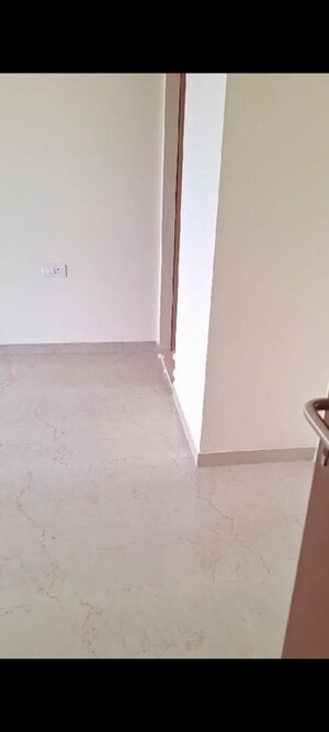 Room in 2 BHK Apartment at Dosti West County, Balkum Pada – for Rent