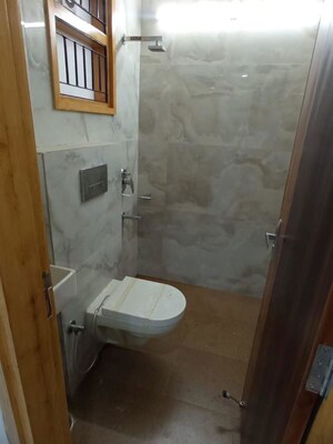 Bathroom in 3 BHK Builder Floor at Green Wood City, Sector 45 – for Rent