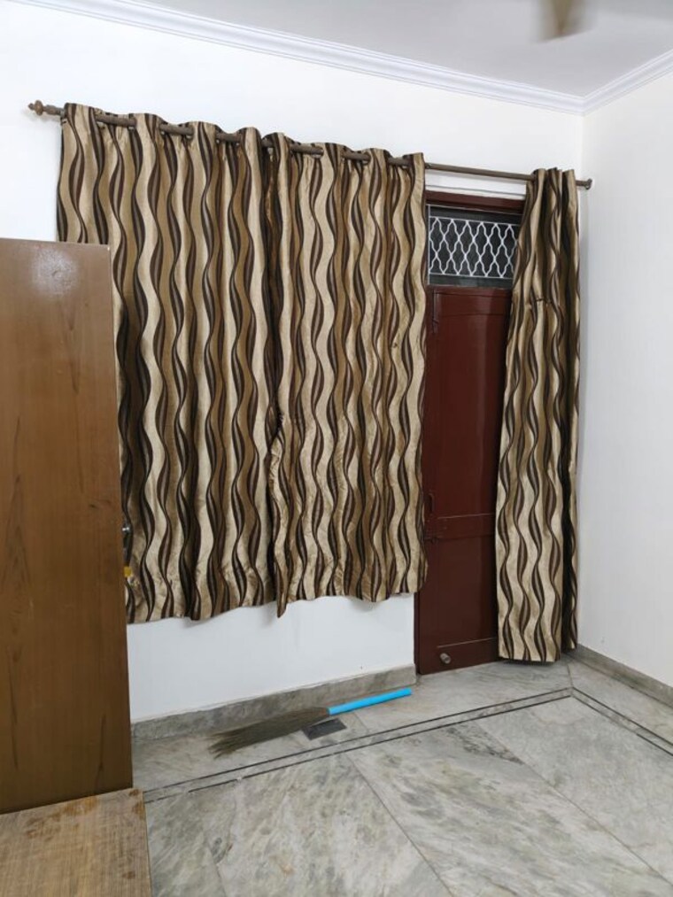 Bedroom, dwarka mor 2 Bedroom 60 Sq.Yd. Builder Floor In Dwarka Mor Delhi 10578058