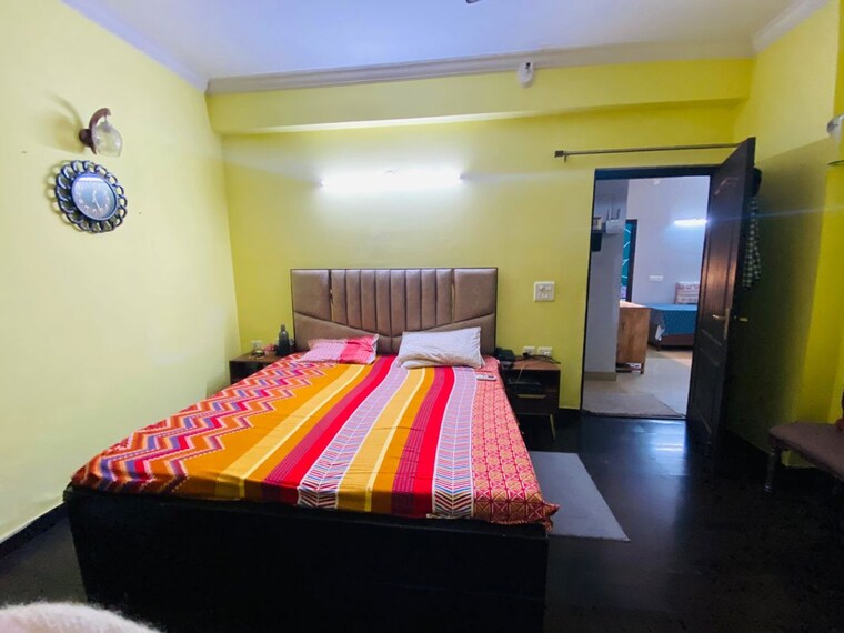 Bedroom, saviour-greenisle 3.5 Bedroom 1800 Sq.Ft. Apartment In Sain Vihar Ghaziabad 9931475
