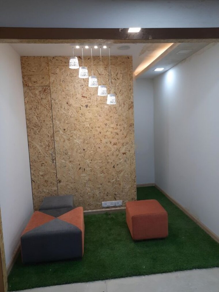 Living Room, mg road Commercial Office Space 2200 Sq.Ft. In Mg Road Indore 10578085