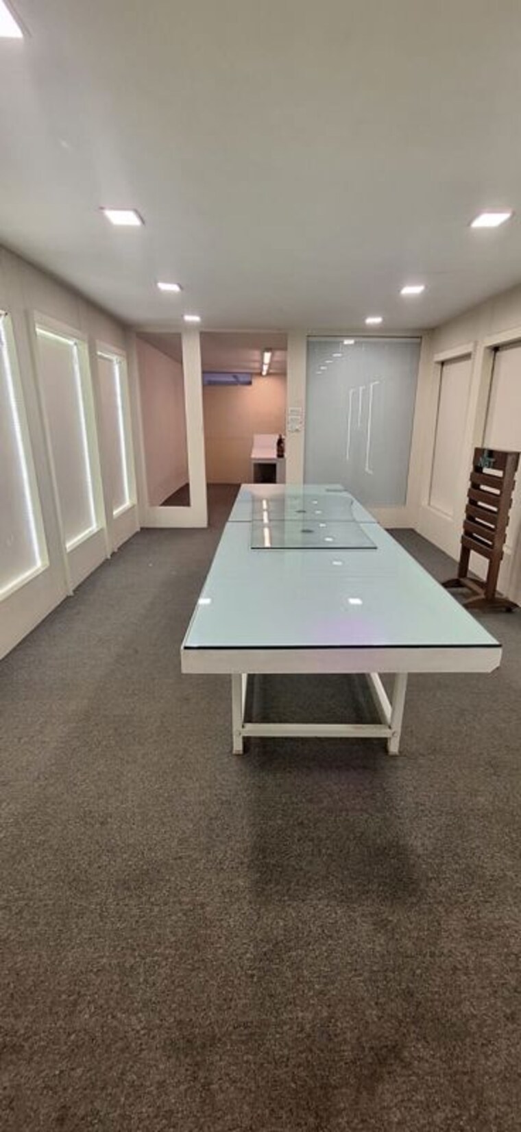 Team Area, sun-mill-compound Commercial Office Space 1300 Sq.Ft. In Lower Parel Mumbai 10578087