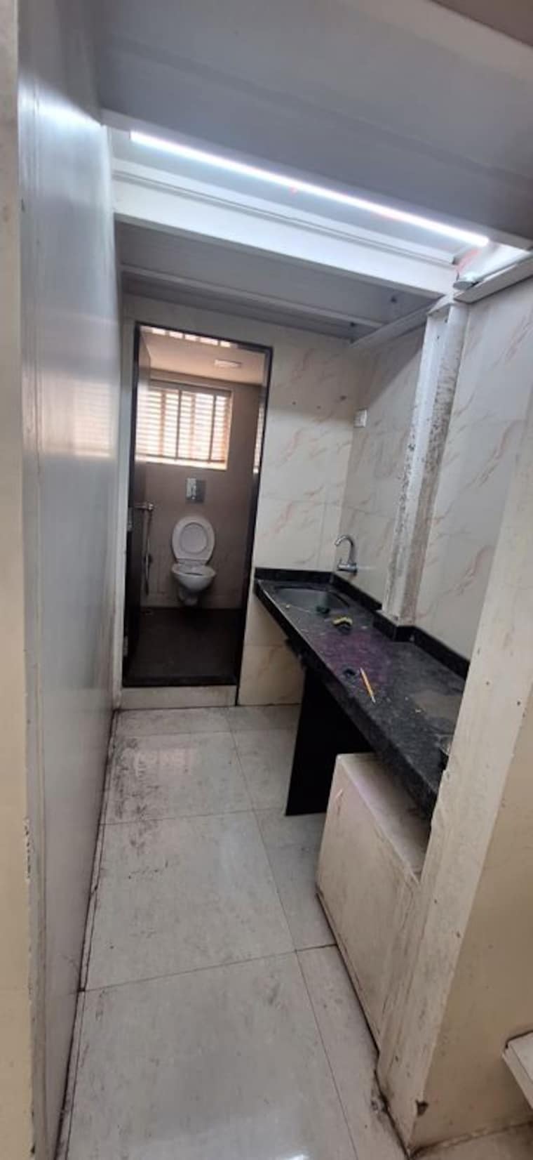 Kitchen, sun-mill-compound Commercial Office Space 1300 Sq.Ft. In Lower Parel Mumbai 10578087