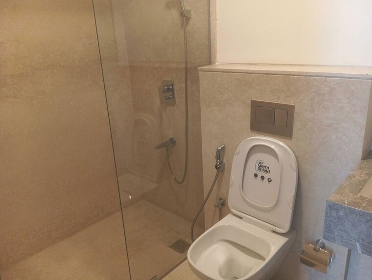 Bathroom, piramal-mahalaxmi 3 Bedroom 1070 Sq.Ft. Apartment In Mahalaxmi Mumbai 10578117