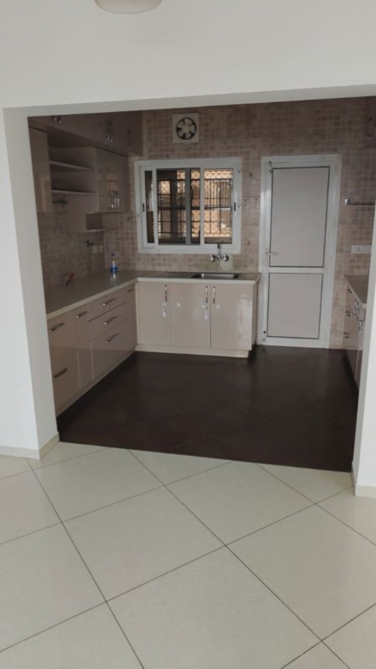 Kitchen, sobha-city-paradiso 3.5 Bedroom 2150 Sq.Ft. Apartment In Nagareshwara Bangalore 10578116