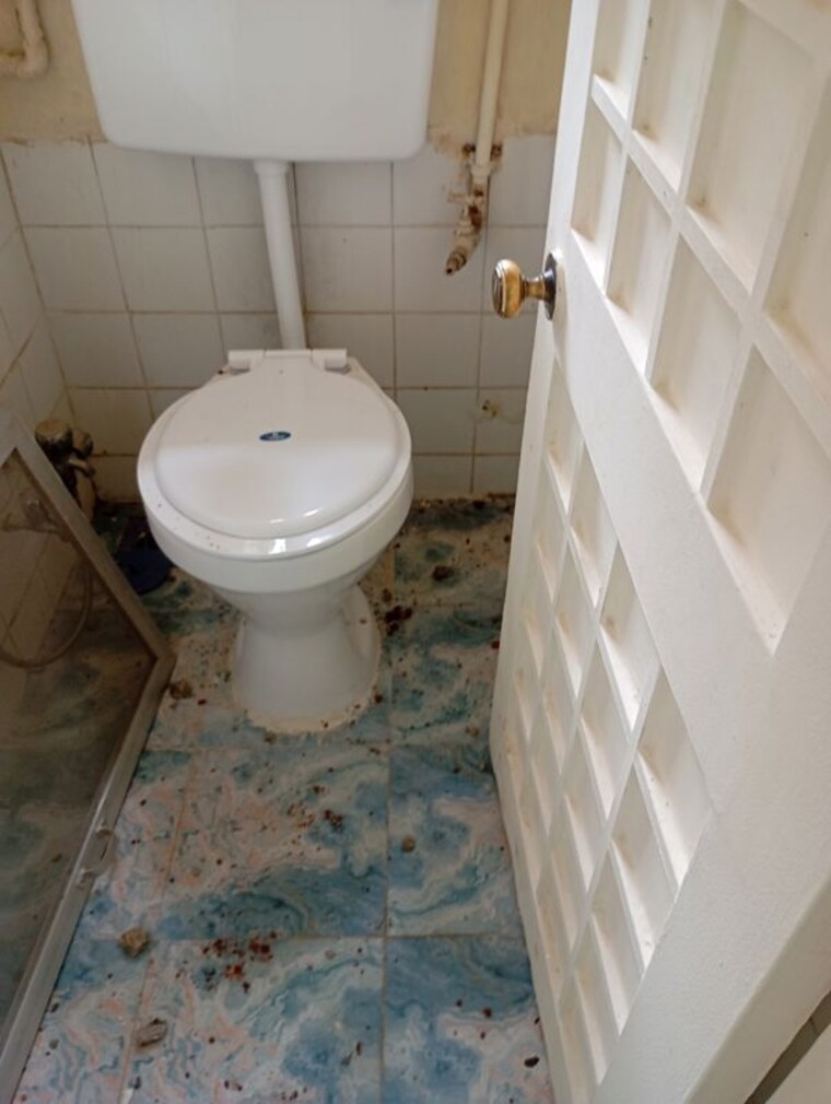 Bathroom, prathamesh-apartment-andheri 1 Bedroom 450 Sq.Ft. Apartment In Andheri East Mumbai 10578108