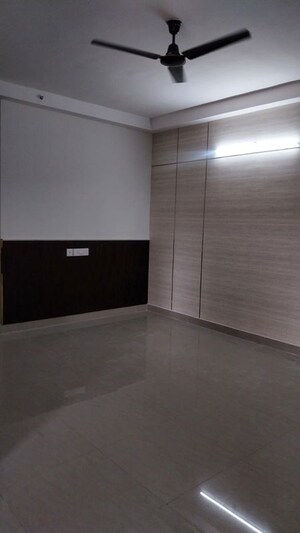 Room in 2 BHK Apartment at Provident Neora, Thanisandra Main Road – for Rent