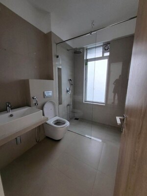 Bathroom in 2 BHK Apartment at Soham Crystal Spires, Thane West – for Rent