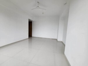 Room in 2 BHK Apartment at Soham Crystal Spires, Thane West – for Rent