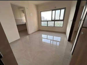Room in 2 BHK Apartment at Soham Crystal Spires, Thane West – for Rent