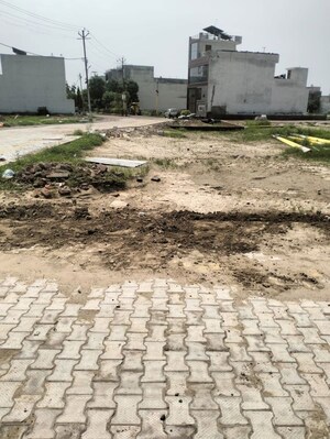  Plot For Sale in Wave City