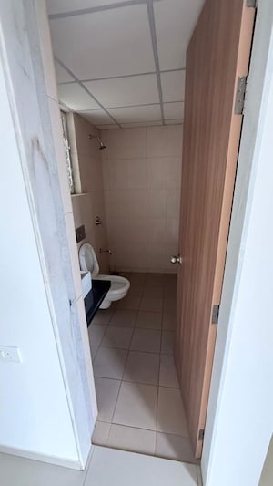 Bathroom in 1 BHK Apartment at Metropolis Bayside, Kasarvadavali – for Rent
