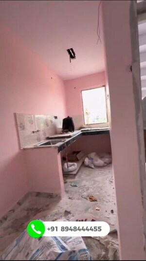 Kitchen in 1.5 BHK Independent House at Fazullaganj – for Sale