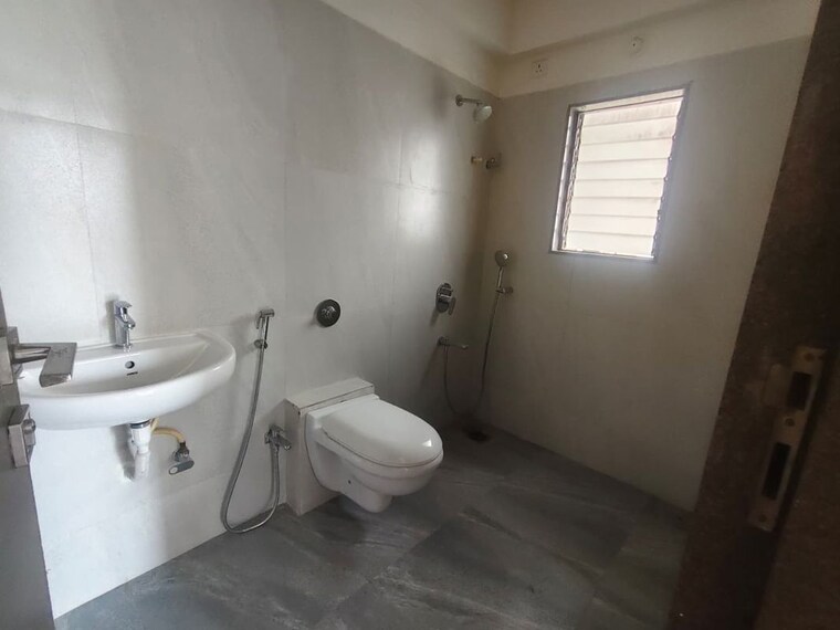 Bathroom, baner 2 Bedroom 1003 Sq.Ft. Apartment In Baner Pune 10578202