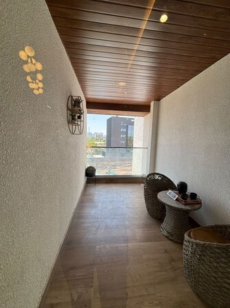 https://img.squareyards.com/secondaryPortal/optImages/IN_639216249769657000-0608260256165616.jpg Cover Image