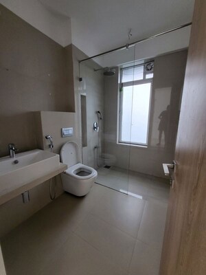 Bathroom in Studio Apartment at Hiranandani Solitaire Studio Apartment, Ghodbunder Road – for Rent