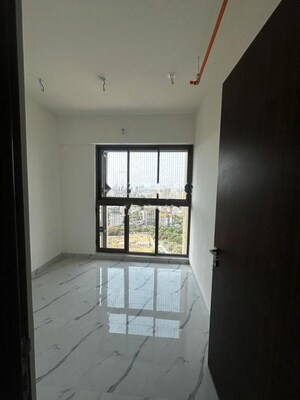 Room in 1 BHK Apartment at Raymond Ten X Habitat, Pokhran Road No Two – for Rent