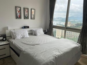 Bedroom in 2.5 BHK Apartment at Hiranandani Atlantis, Powai – for Rent