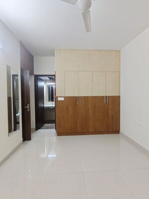 Room in 3 BHK Apartment at Sobha City, Thanisandra Main Road – for Rent
