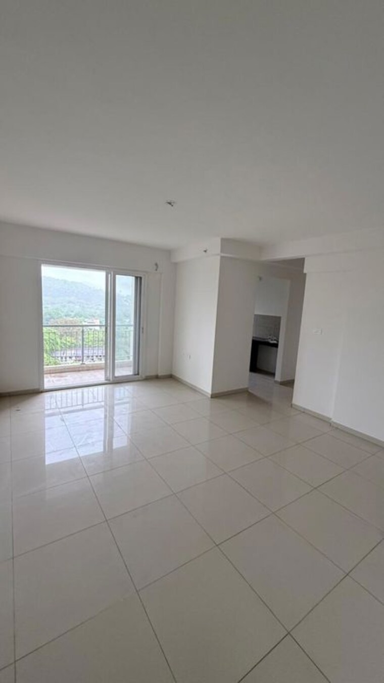 Room, metropolis-bayside 1 Bedroom 300 Sq.Ft. Apartment In Kasarvadavali Thane 10578273