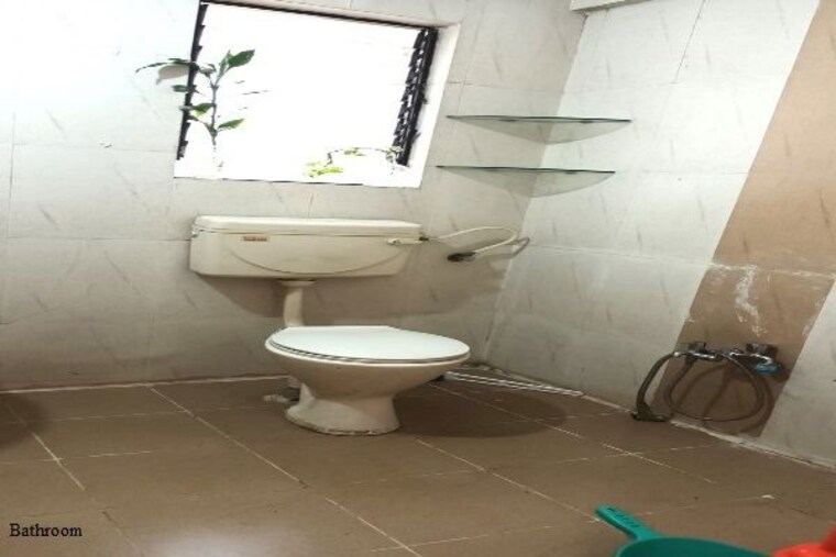 Bathroom, akash-sagar-classics 1 Bedroom 605 Sq.Ft. Apartment In Wadgaon Sheri Pune 10578212