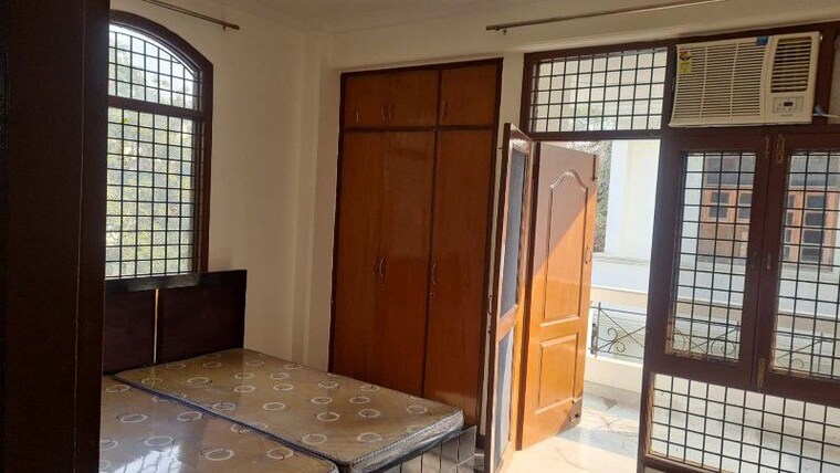 Bedroom, sector 14 2 Bedroom 1199 Sq.Ft. Independent House In Sector 14 Gurgaon 10578255