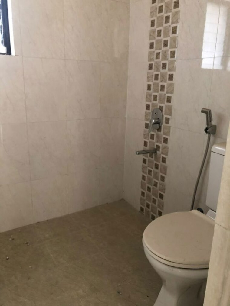 Bathroom, vascon-citron-phase-2 2 Bedroom 900 Sq.Ft. Apartment In Wagholi Pune 10578284