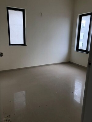 Room in 2 BHK Apartment at Vascon Citron Phase 2, Wagholi – for Sale