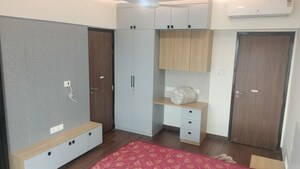 Bedroom in 4 BHK Apartment at Krishna Nagar – for Rent
