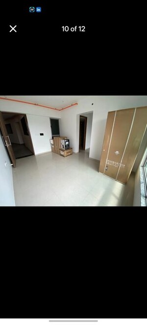 Bedroom in 2 BHK Apartment at Kalpataru Parkcity, Kolshet Road – for Sale