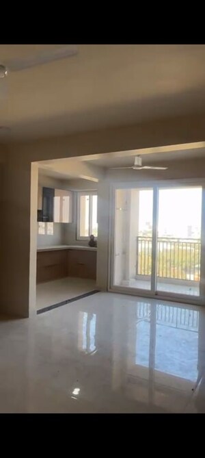 Room in 4 BHK Apartment at Vinayak Royal Crysta, Ganatpura – for Rent
