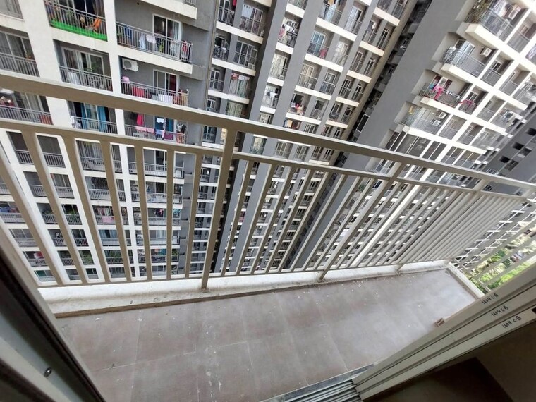 Balcony, puranik-grand-central 2 Bedroom 590 Sq.Ft. Apartment In Vartak Nagar Thane 10578348