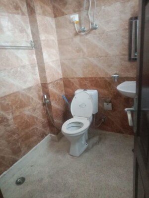 Bathroom in 1 BHK Builder Floor at Kohli One Malibu Town Plot, Sector 47 – for Rent
