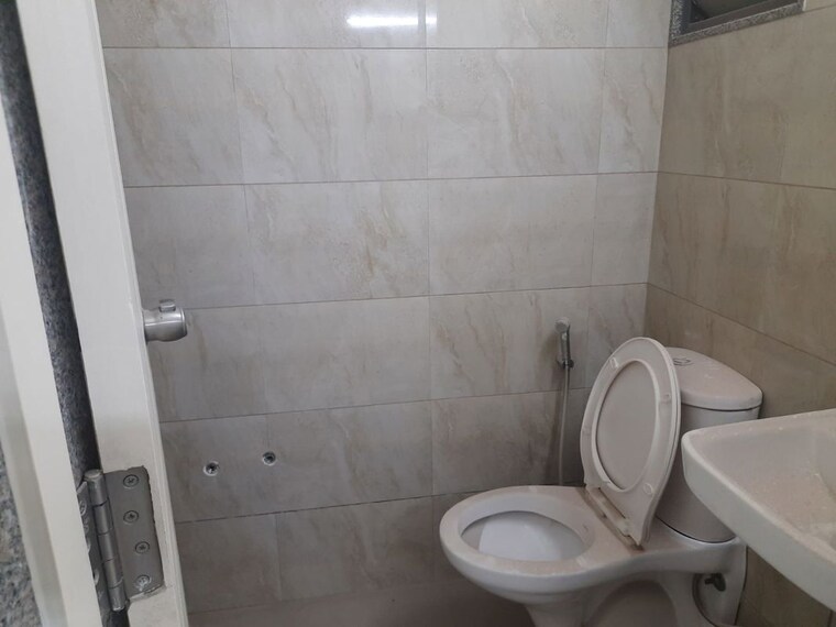 Bathroom, goyal-riviera-springs 3 Bedroom 2598 Sq.Ft. Apartment In Shela Ahmedabad 10578431
