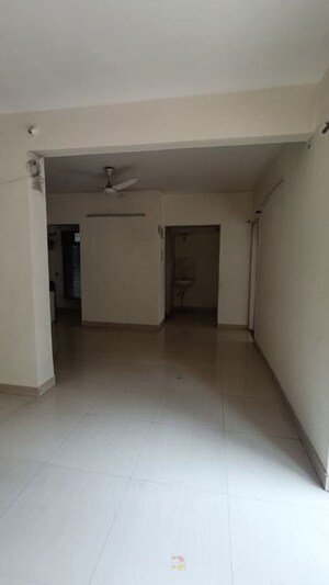 Room in 2 BHK Apartment at Mittal Brothers Whistling Palms, Wakad – for Rent