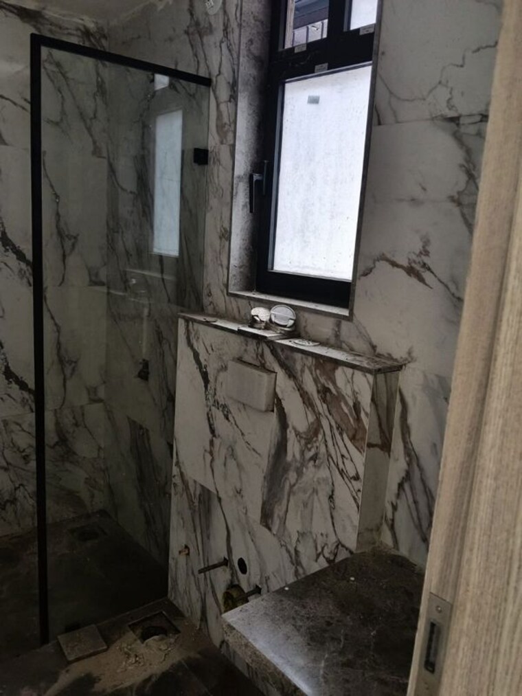 Bathroom, santacruz west 2 Bedroom 700 Sq.Ft. Apartment In Santacruz West Mumbai 10578458