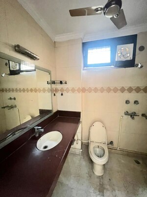 Kitchen in 3 BHK Builder Floor at Naraina – for Rent