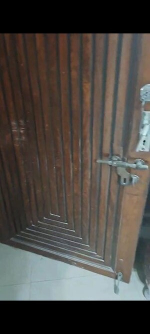 Furnished Amenities in 3 BHK Builder Floor at Greater Kailash ii – for Sale
