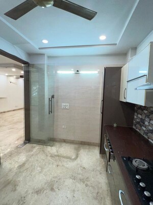Kitchen in 3 BHK Builder Floor at Naraina – for Rent