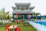 3 BHK + Prayer Room,Servant Room,Study Room,Extra Room,Basement,Store Room 344 Sq.Yd. Villa in Central Park Flower Valley
